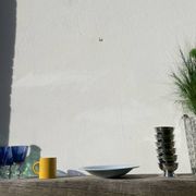 Plat rond, moulin des loups bleu ciel en céramique