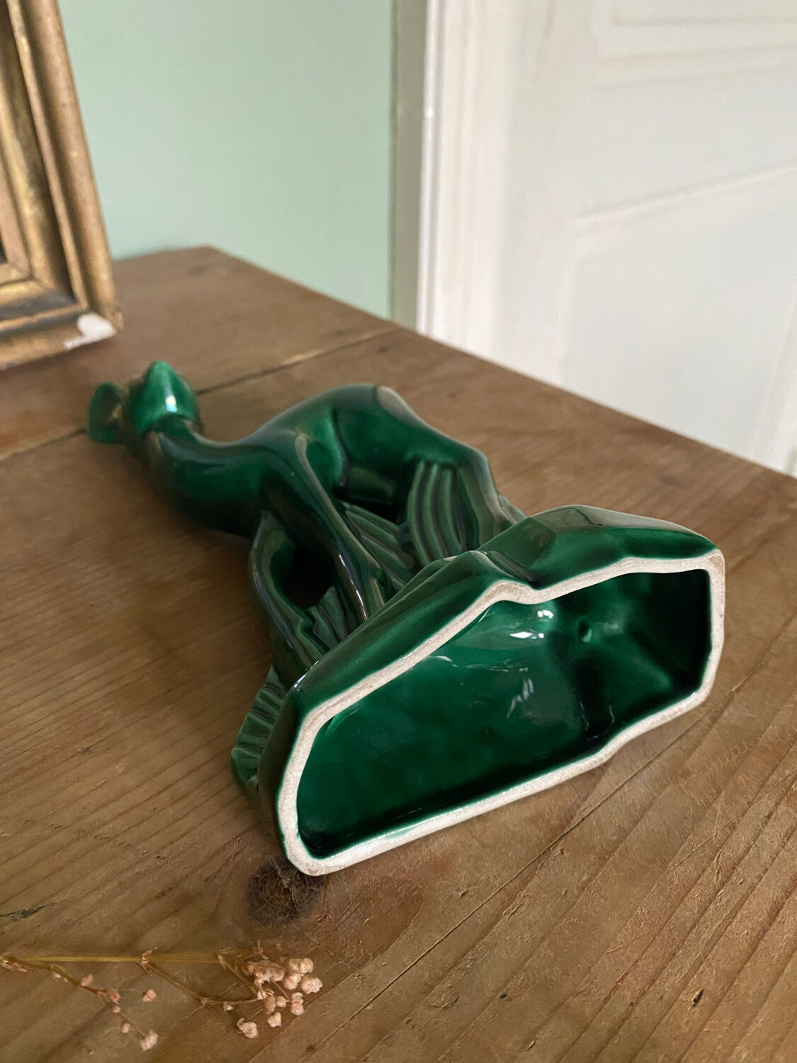 Antique doe in Saint Clément earthenware