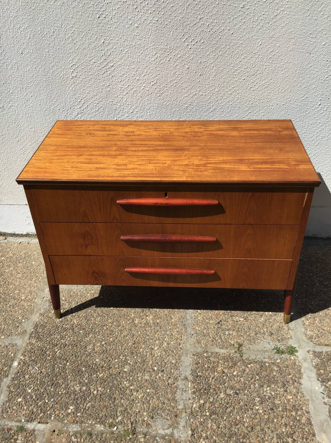 Vintage chest of drawers
