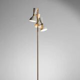 Lampadaire en laiton de style italien du milieu du siècle avec base et abat-jour en forme de cône - MCM fait à la main