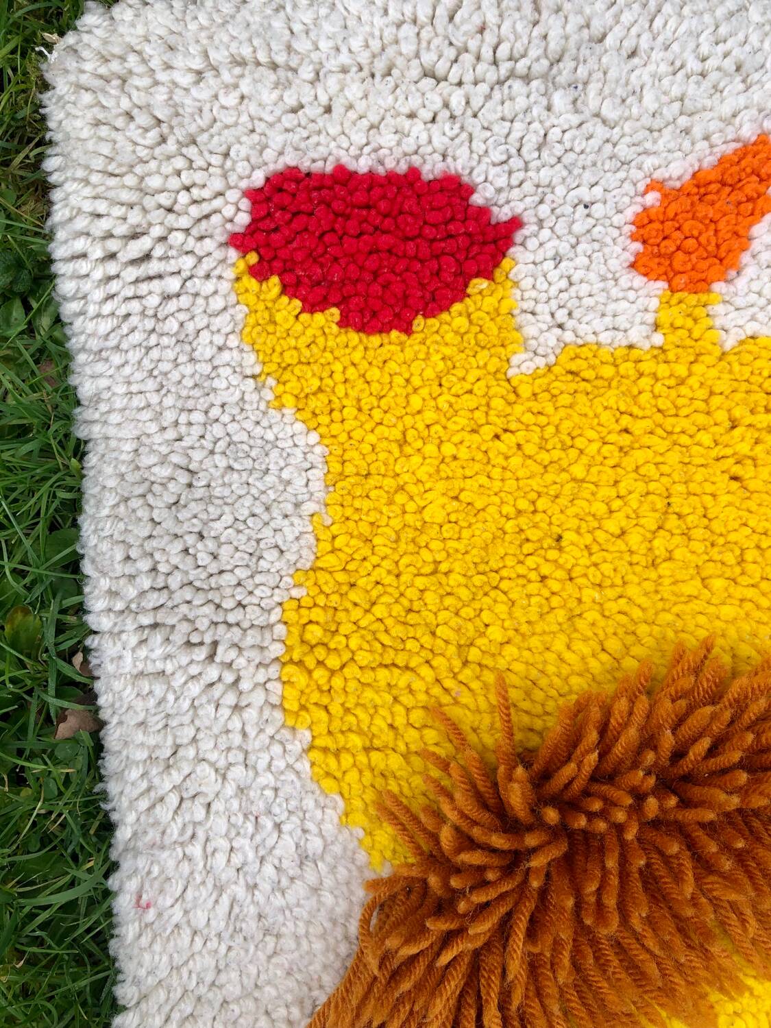 Children's lion wool rug