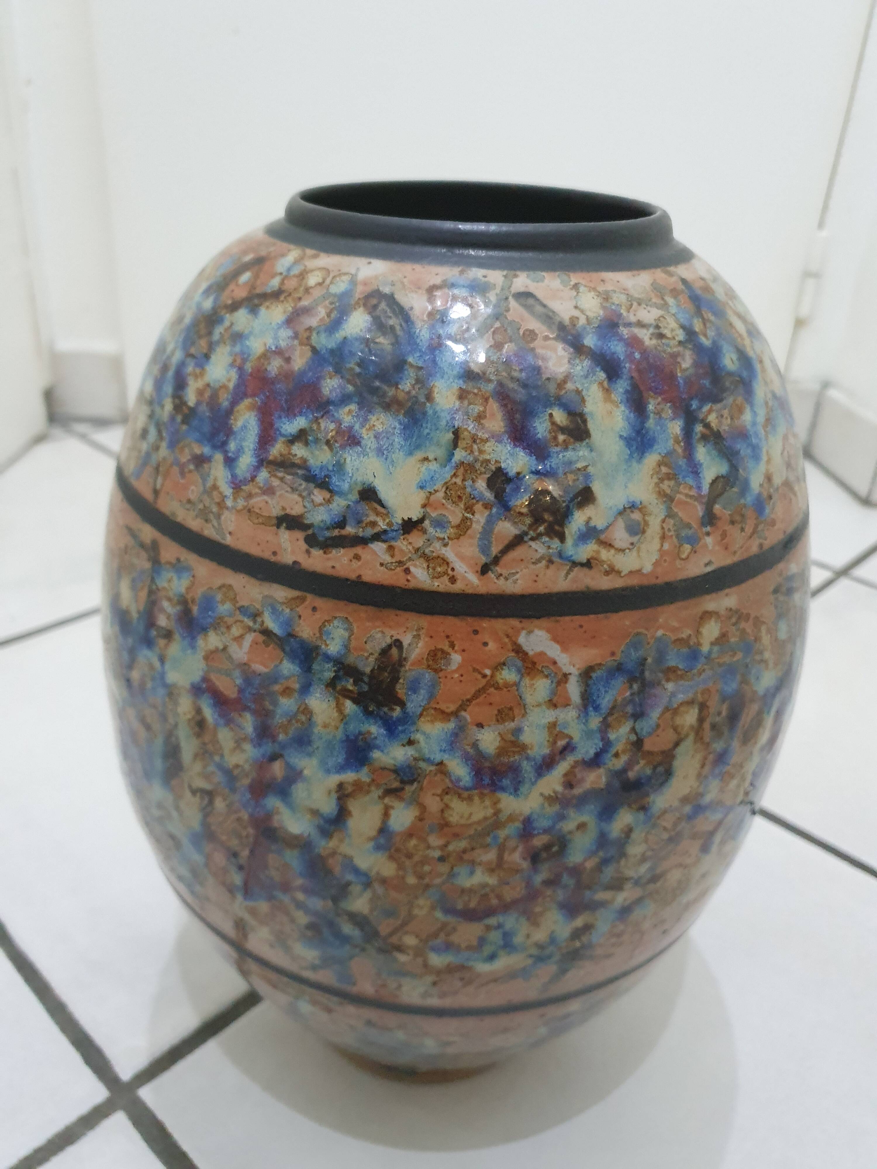 Stan Brelivet ceramic vase