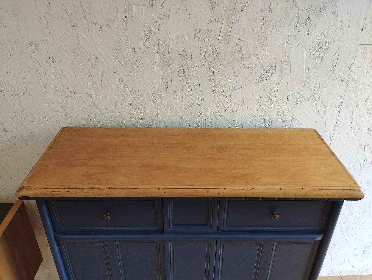 Sideboard, occasional furniture