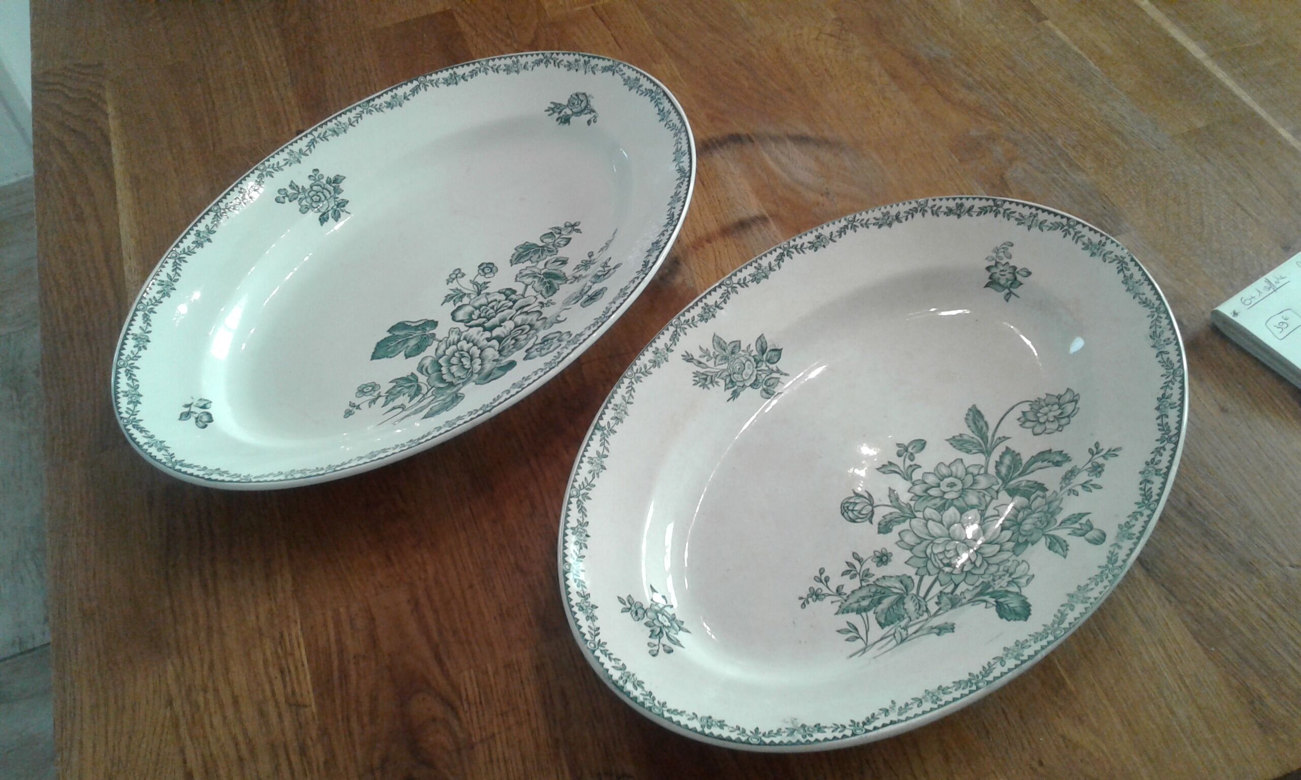 2 large oval dishes