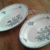 2 large oval dishes