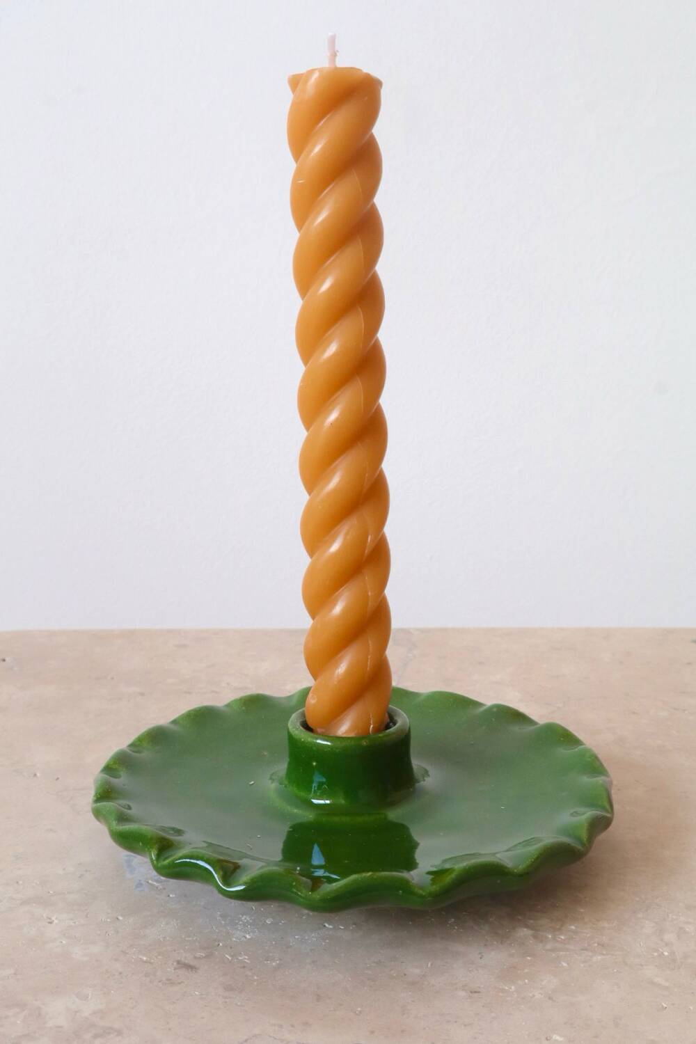 Ceramic candle holder serrated plate fir green