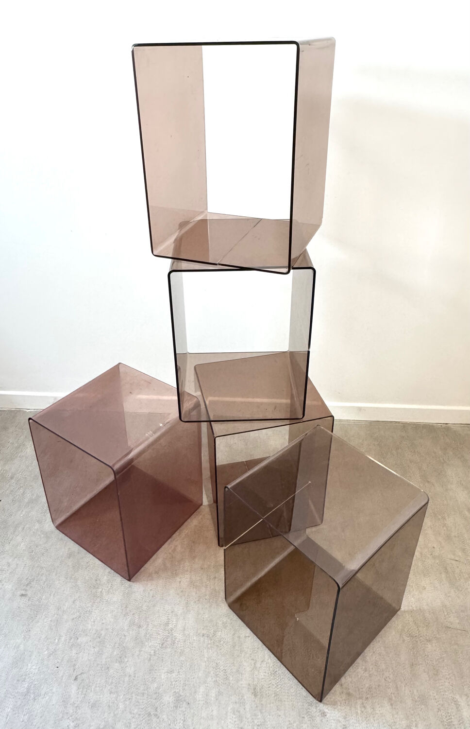 Set of 5 smoked Plexiglas lockers