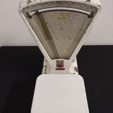 Vintage grocer's scale Lutrana