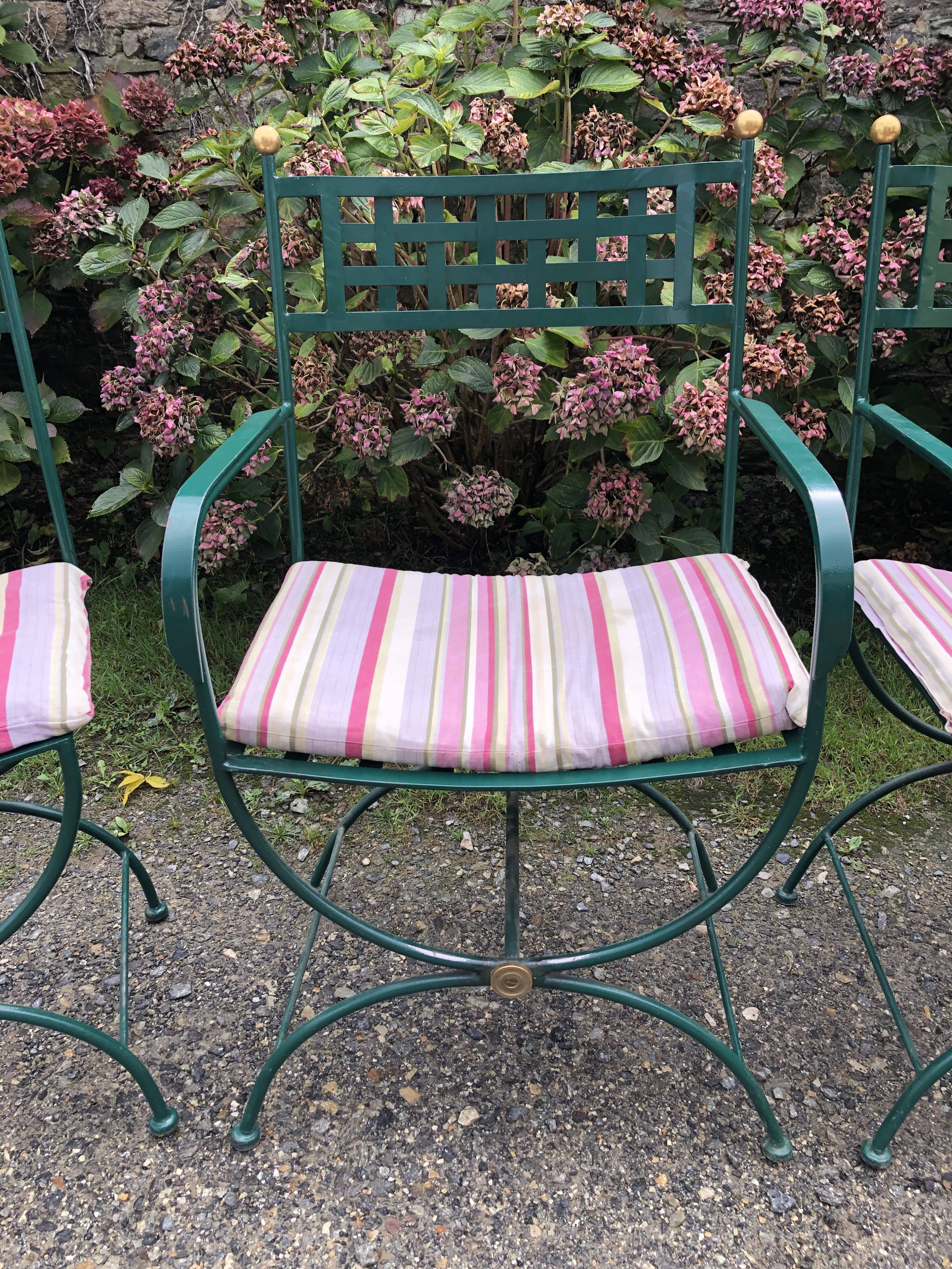 2 armchairs and 2 chairs in full wrought iron, handcrafted.