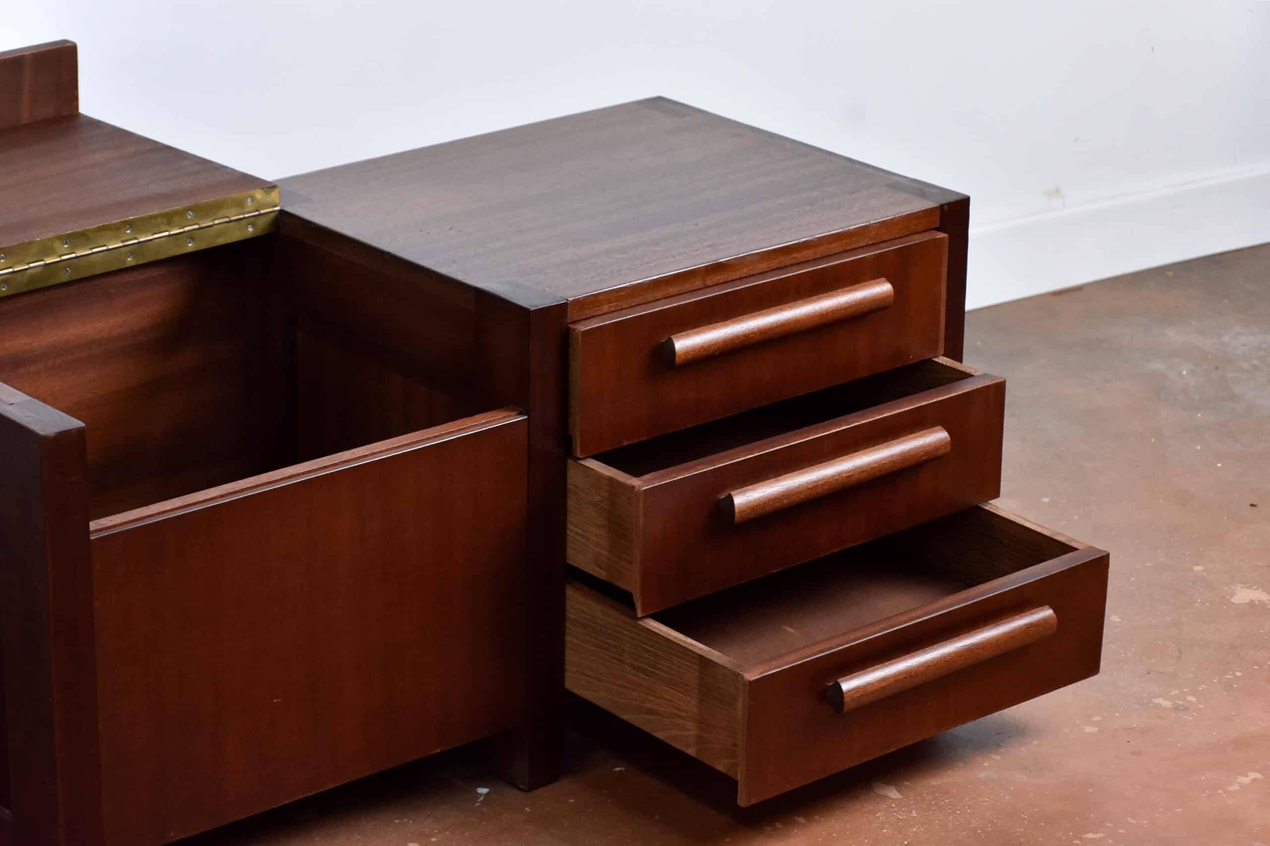 Meuble bas style Scandinave vintage, petit coffre bois