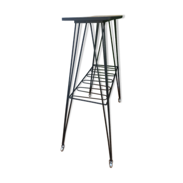 Eiffel foot console