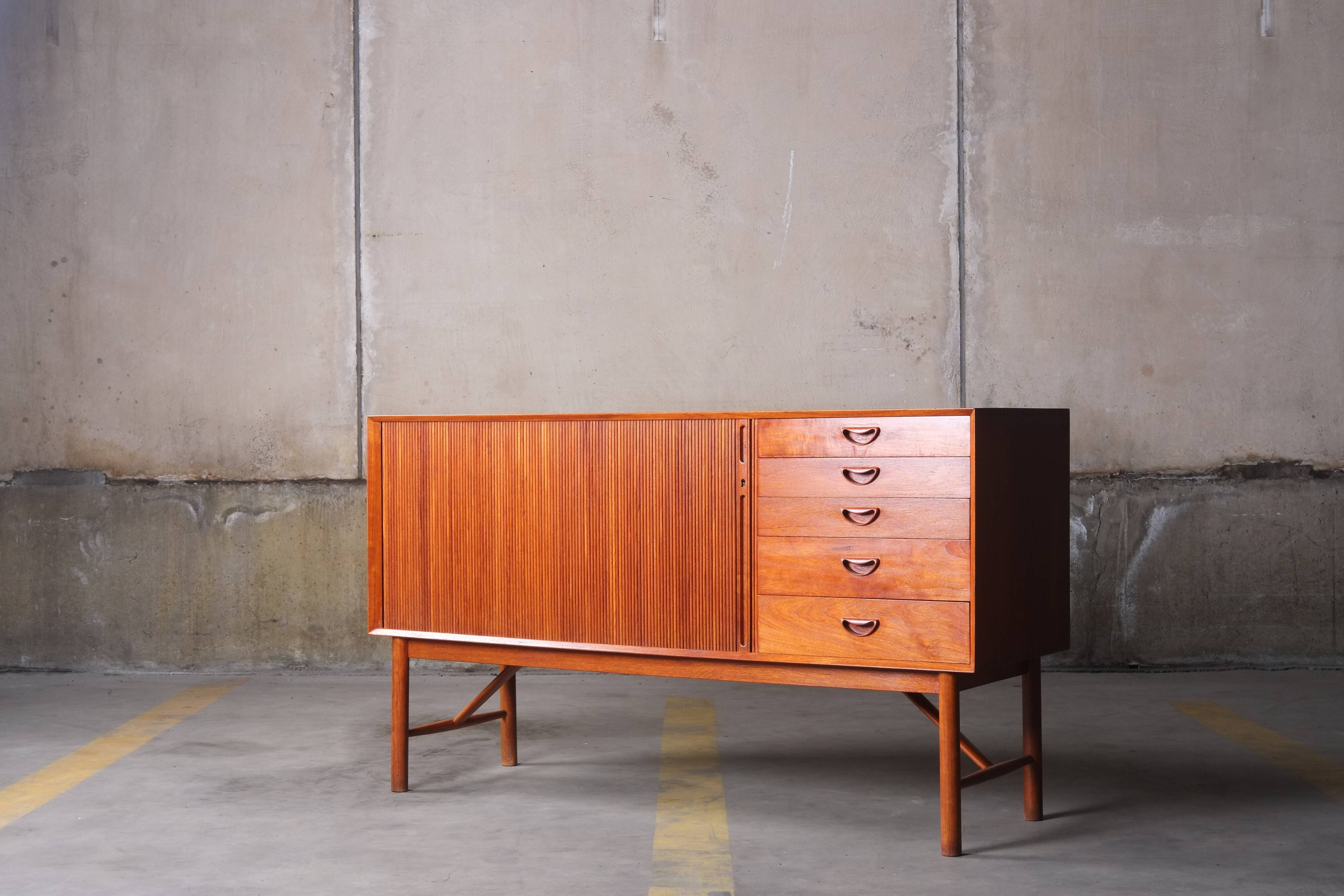 Peter Hvidt & Orla Mølgaard Nielsen sideboard