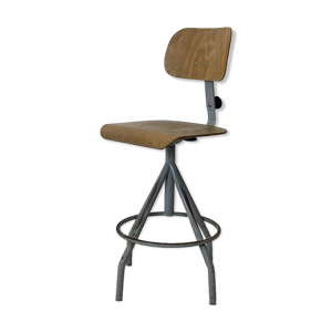 Chaise d'atelier bao