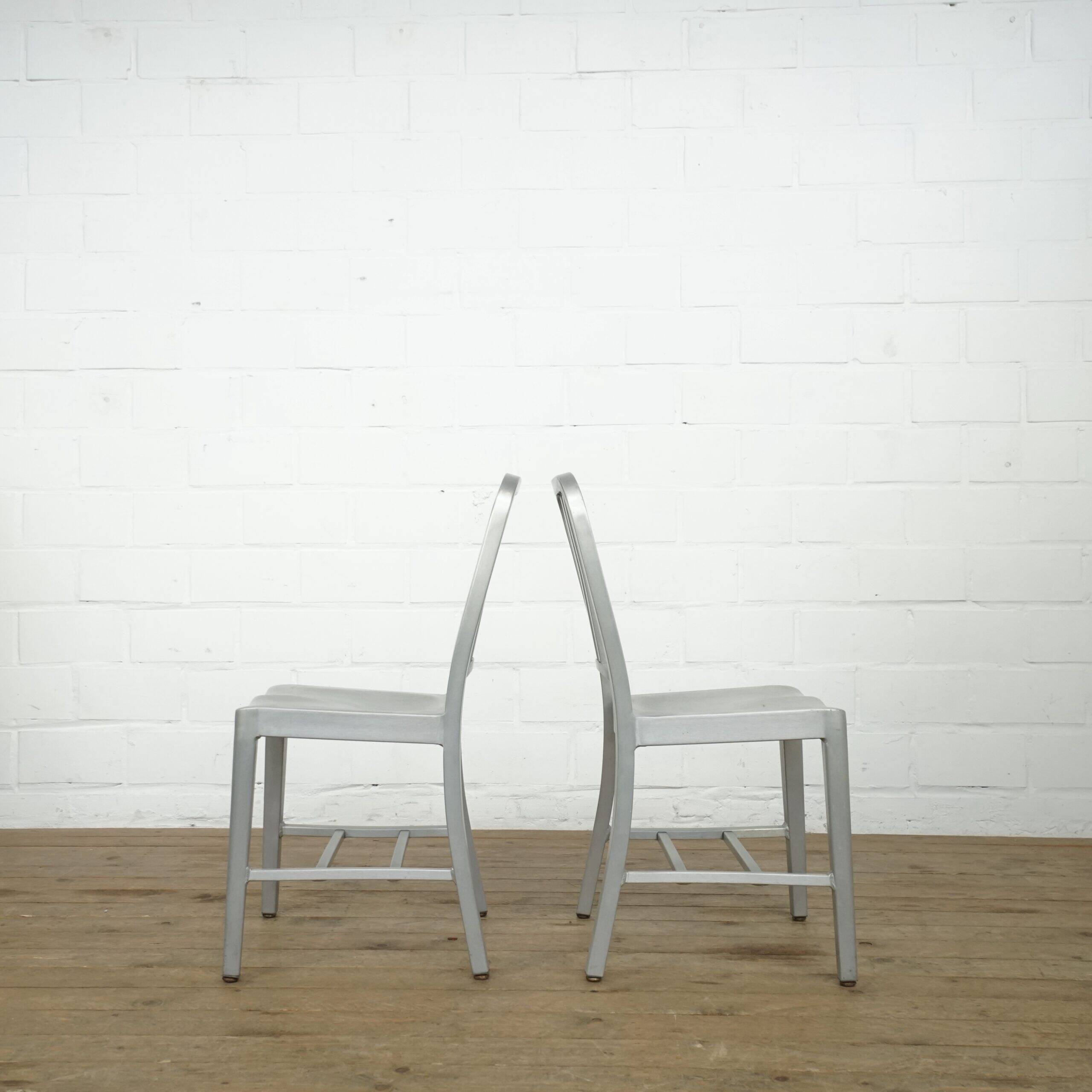 Ensemble de 6 chaises en aluminium bleu marine Emeco/Metwood