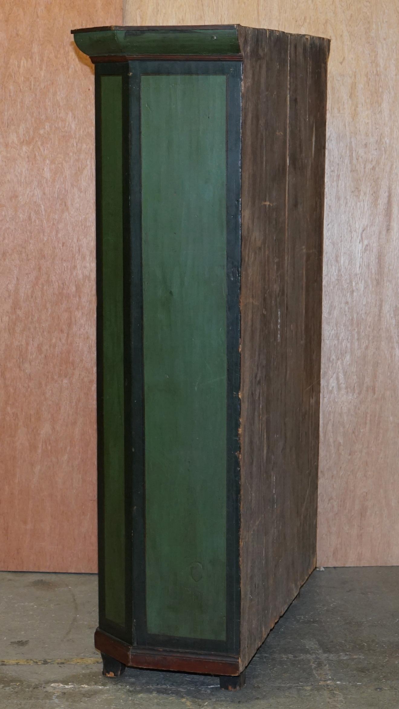 Hand-painted Swedish wardrobe circa 1800