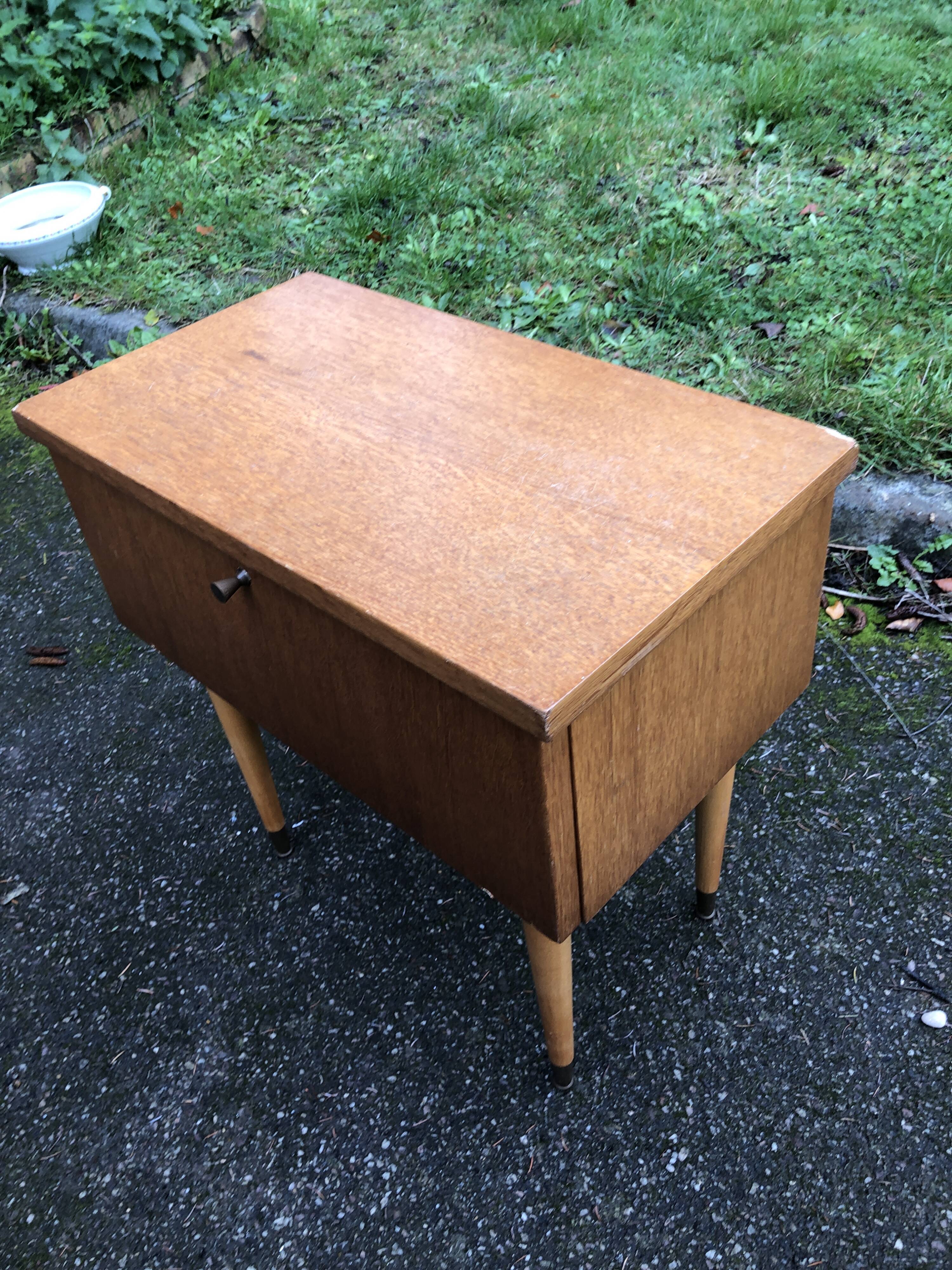 Vintage 50s chevet