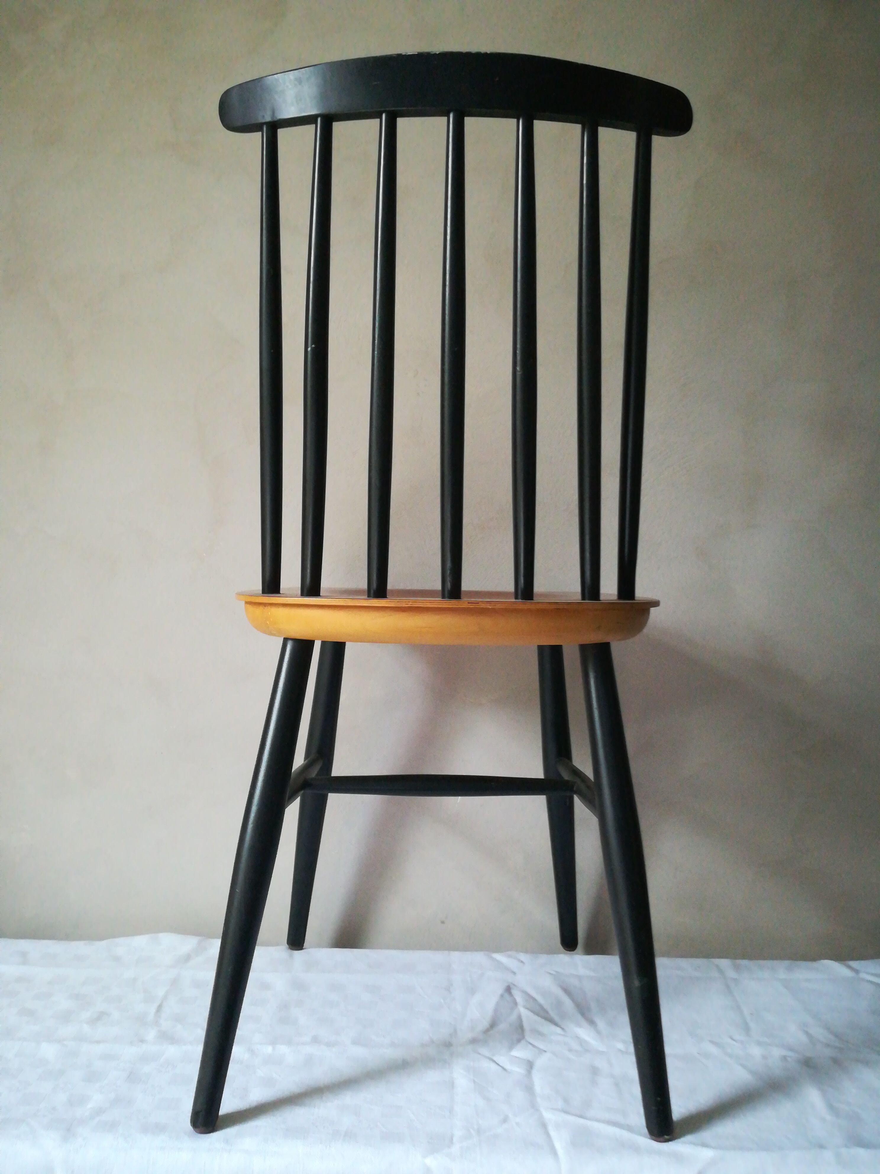 Scandinavian chair