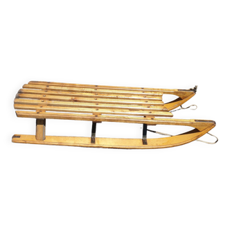 Wooden sleigh