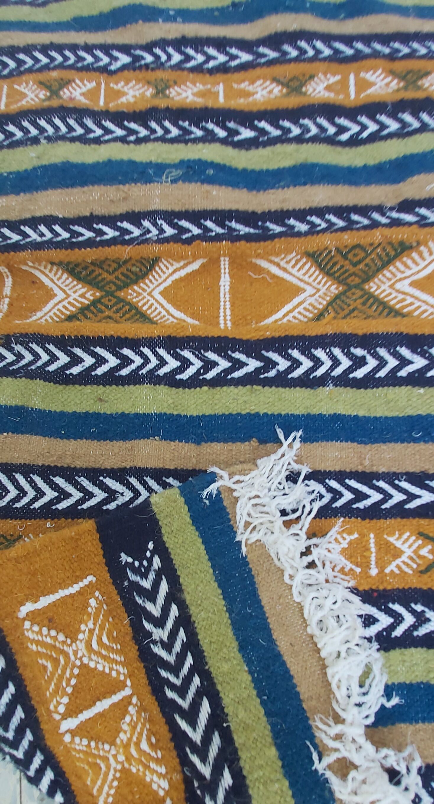 Traditional Berber kilim rug 105-55cm
