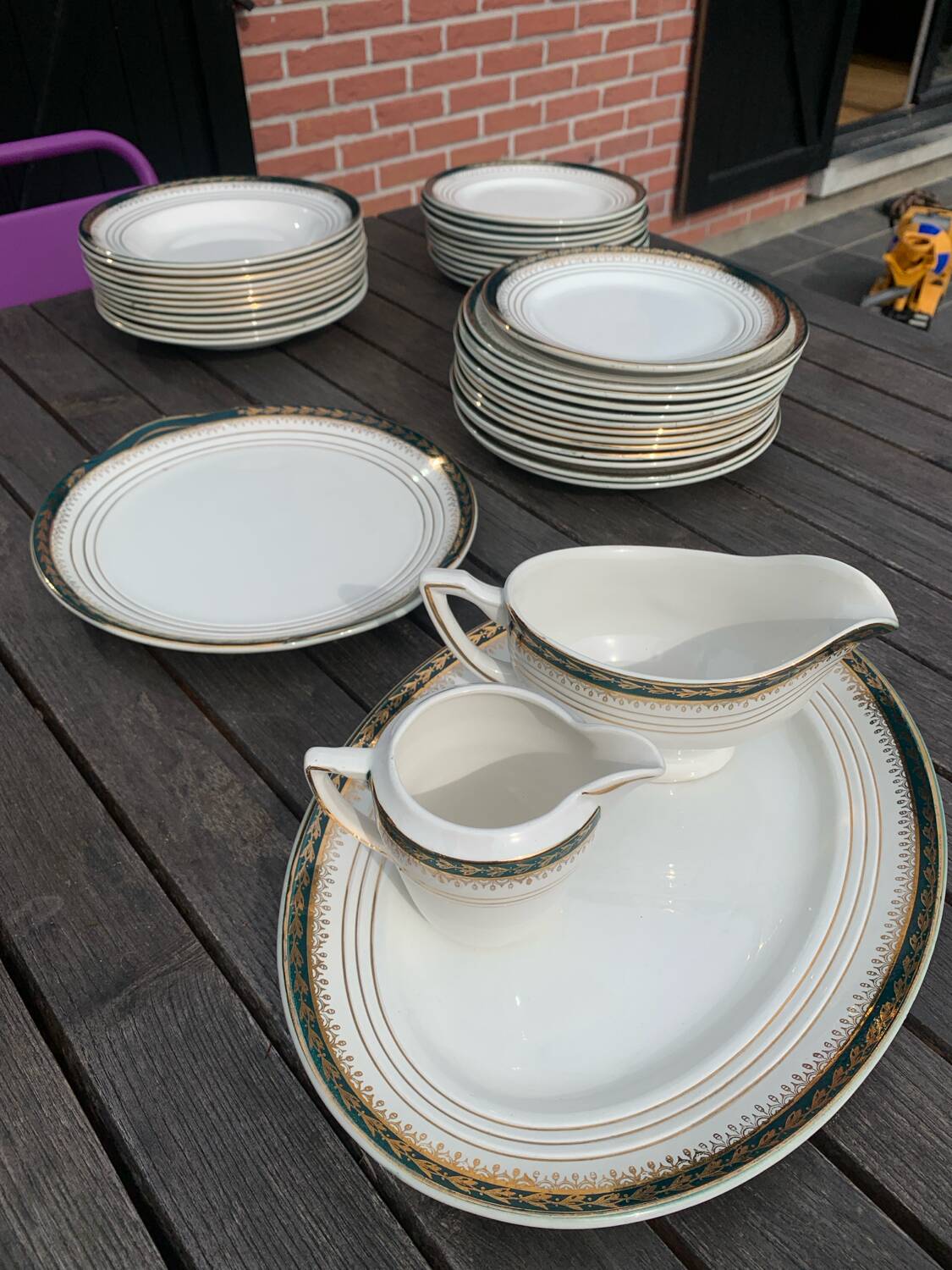 Service / Set of CERANORD dishes