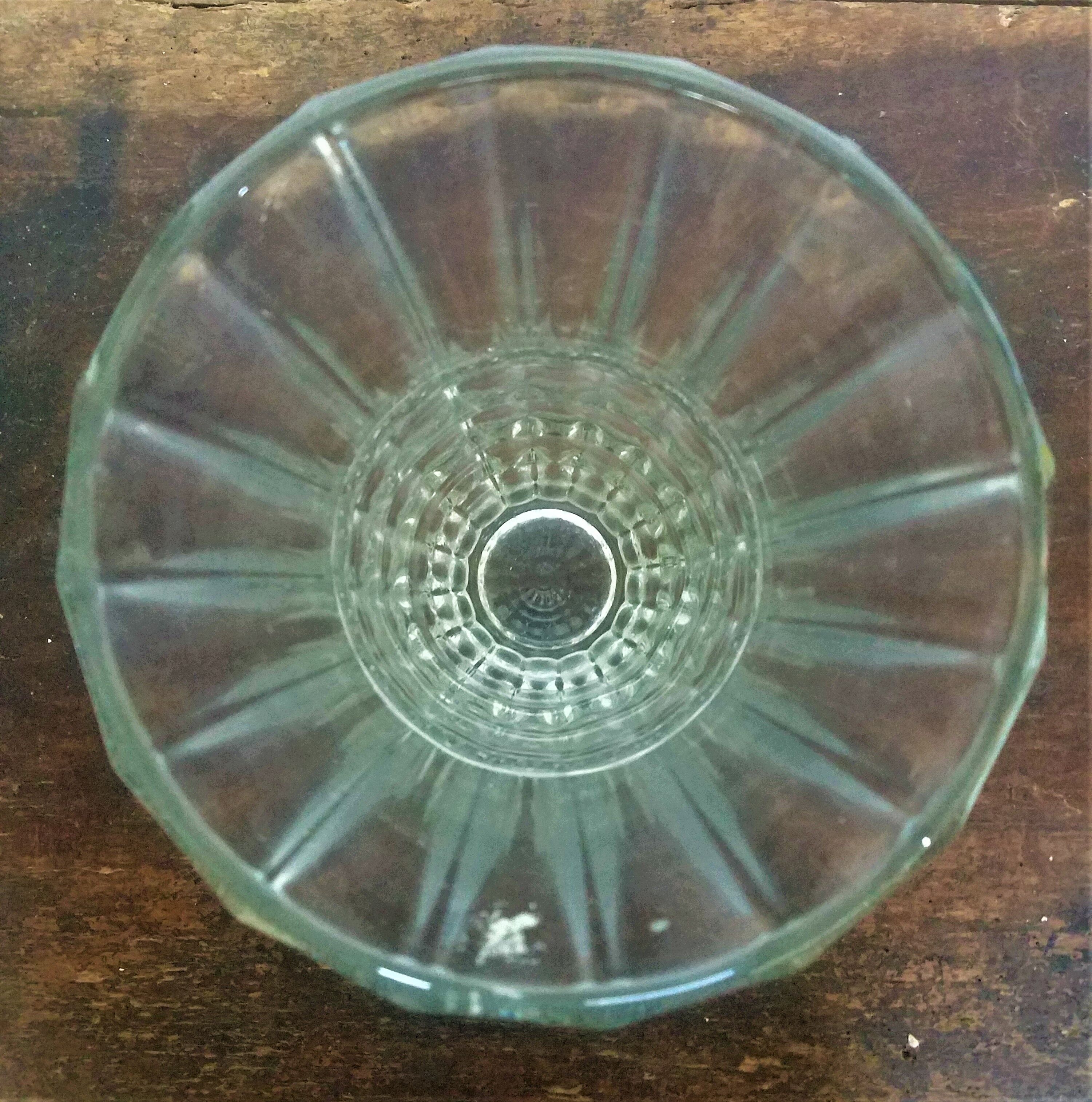 Pointed moulded glass vase