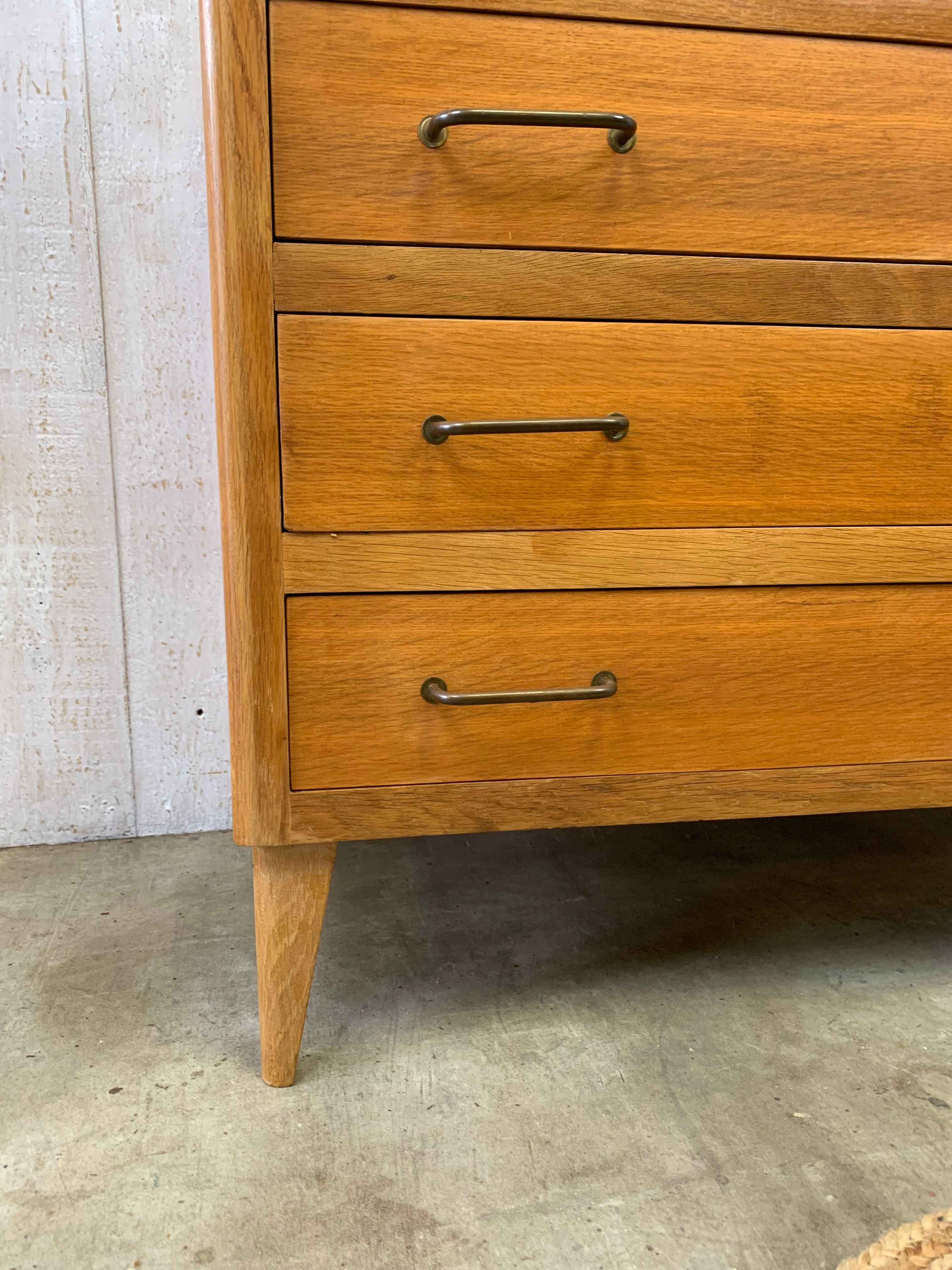 Vintage chest of drawers