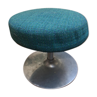 Swivel stool