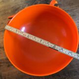 Seventies salad bowl