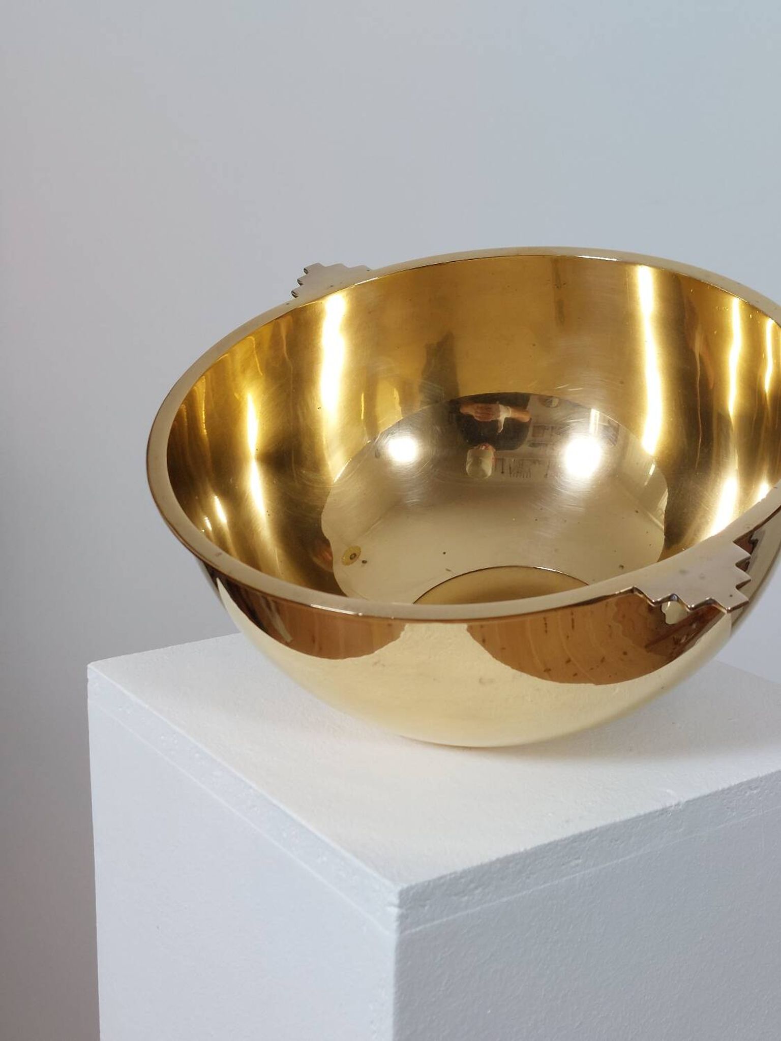 Antique and elegant Art Deco brass bowl