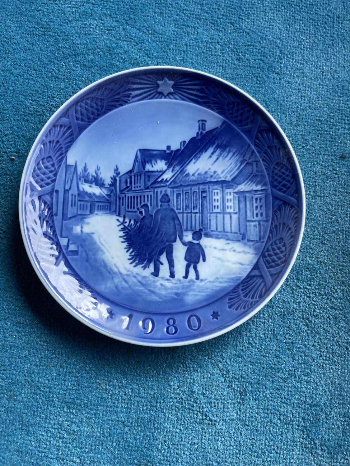 Wall plates Christmas Denmark Royal Copenhagen years 72-87