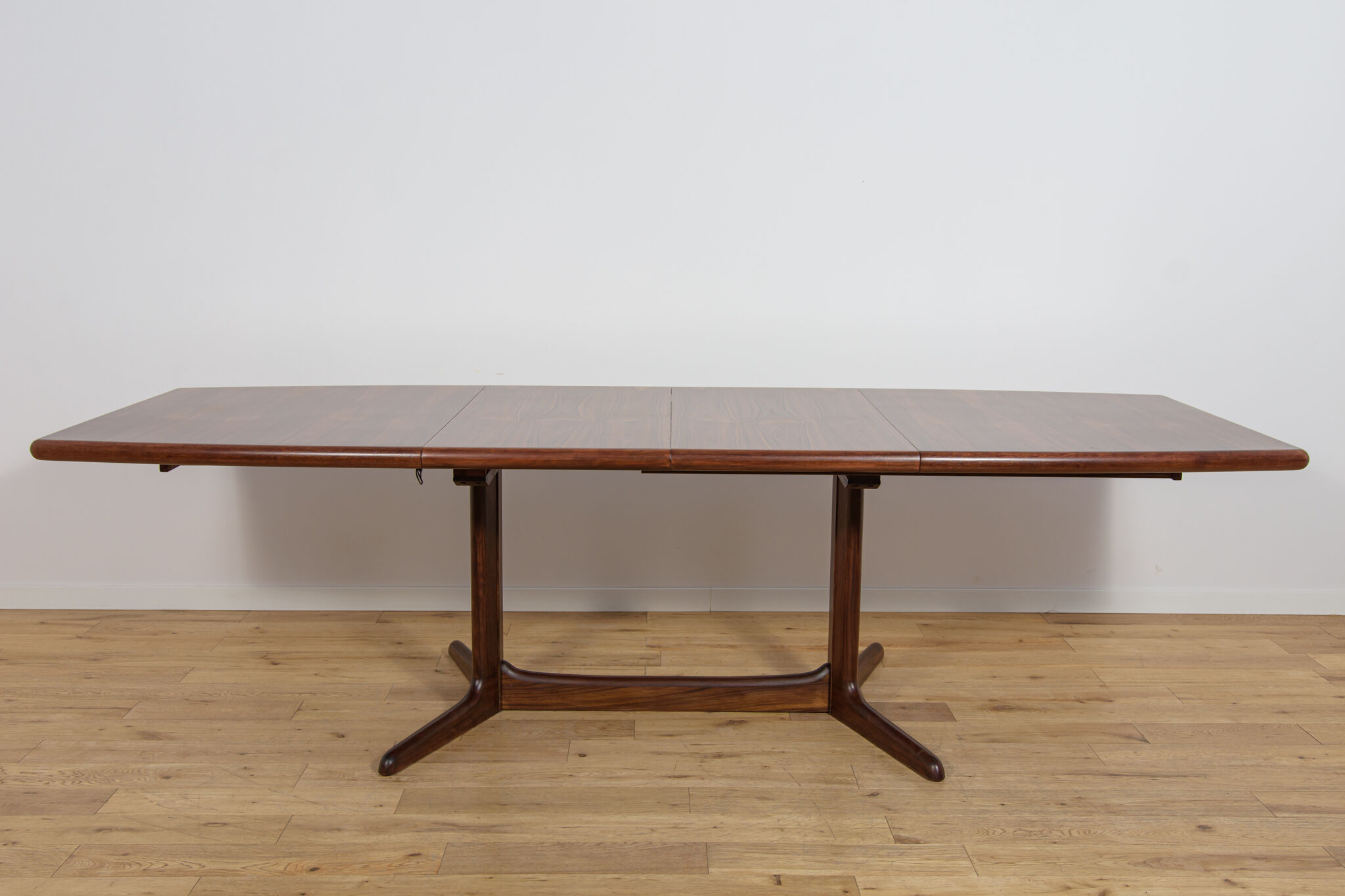 Table à manger extensible en palissandre de style mid-century moderne, Danemark, années 1960.