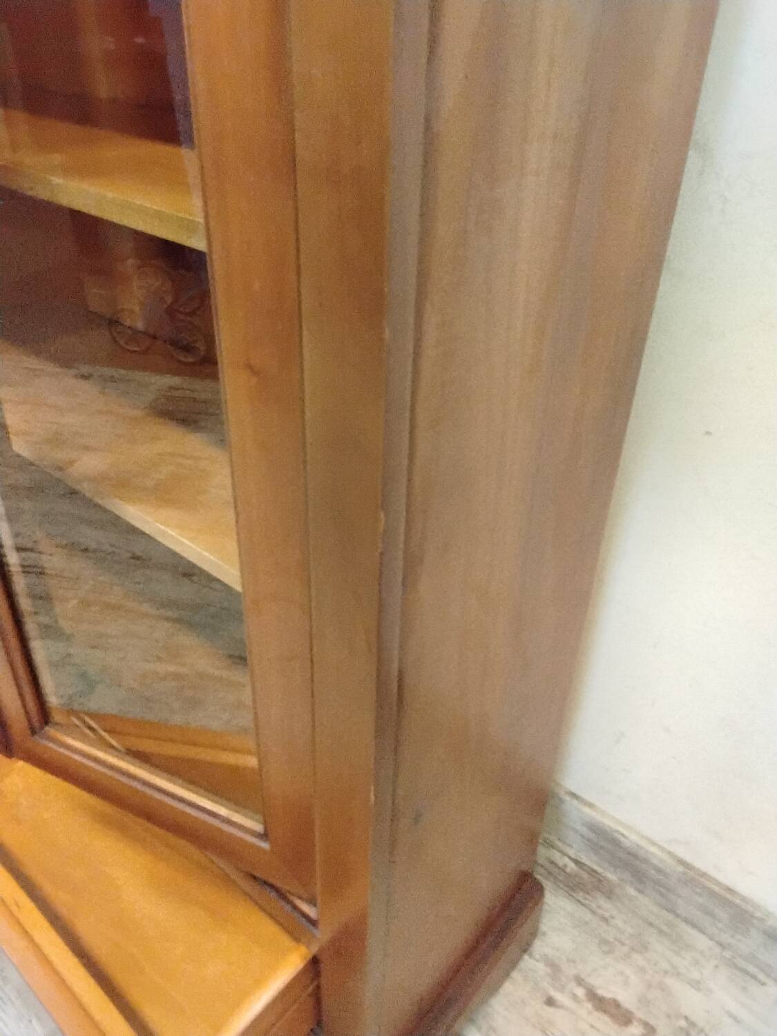Vitrine, bibliothèque vitrée