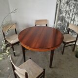 Table ronde, extensible en palissandre, rallonge papillon
