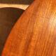 Table basse ronde en tek des années 1960