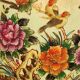 Vase signé Satsuma. Motifs oiseaux/Papillons/floraux sur fond nature sauvage. Réhauts dorés