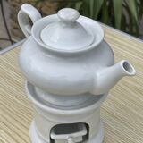 Teapot in white porcelain