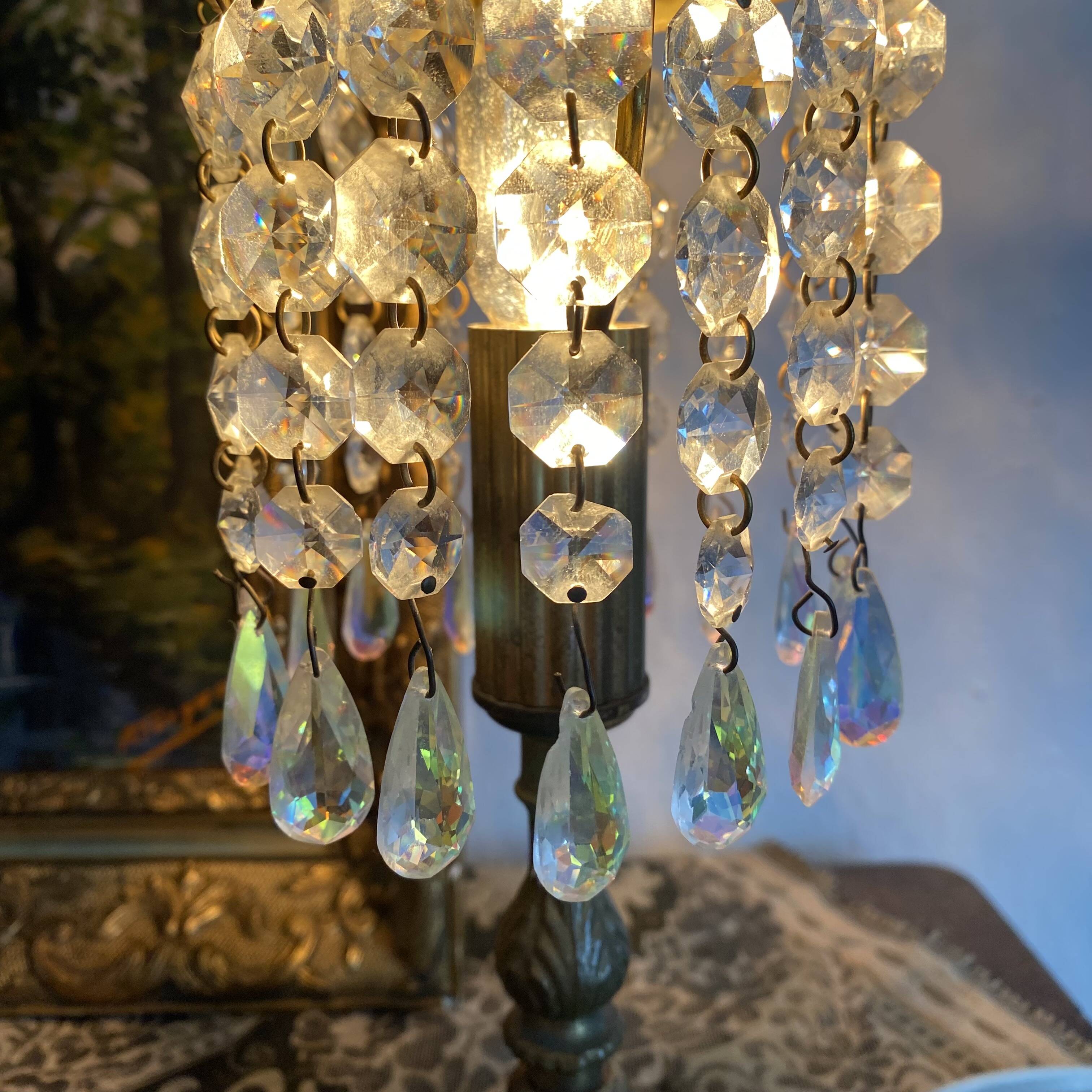 Lampe  pampilles et laiton doré  H 30 cm