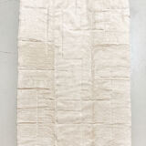 Moroccan Berber carpet m'rirt unbleached with engraved patterns 2,44x1,64m