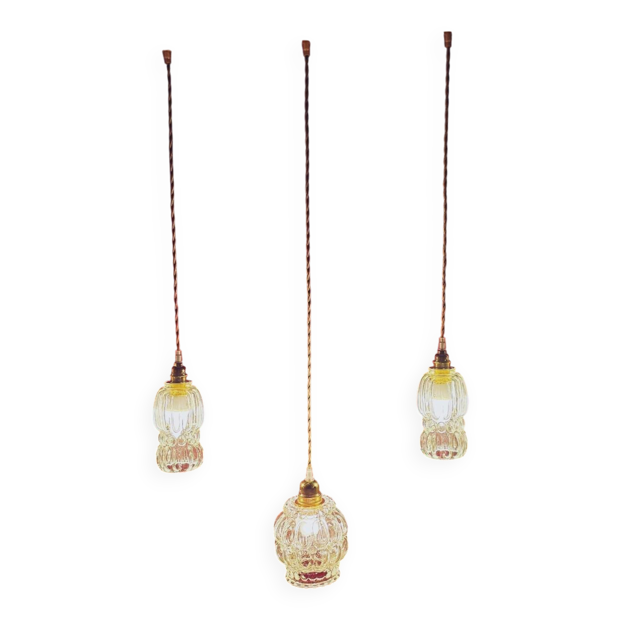 Suspension with 3 transparent bubble glass globes.