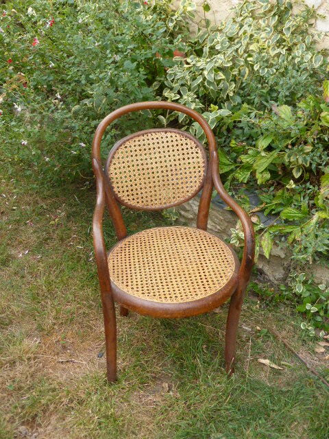 Thonet children's chair
