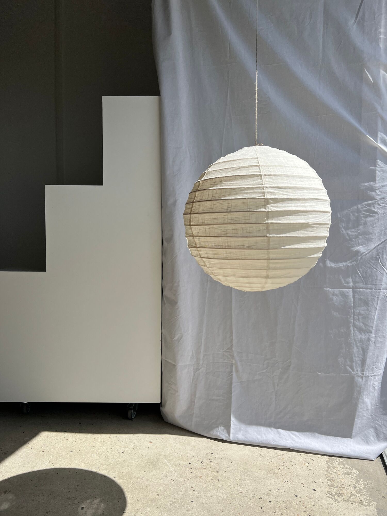 Hanging lamp in rattan and round japanese natural linen d:50