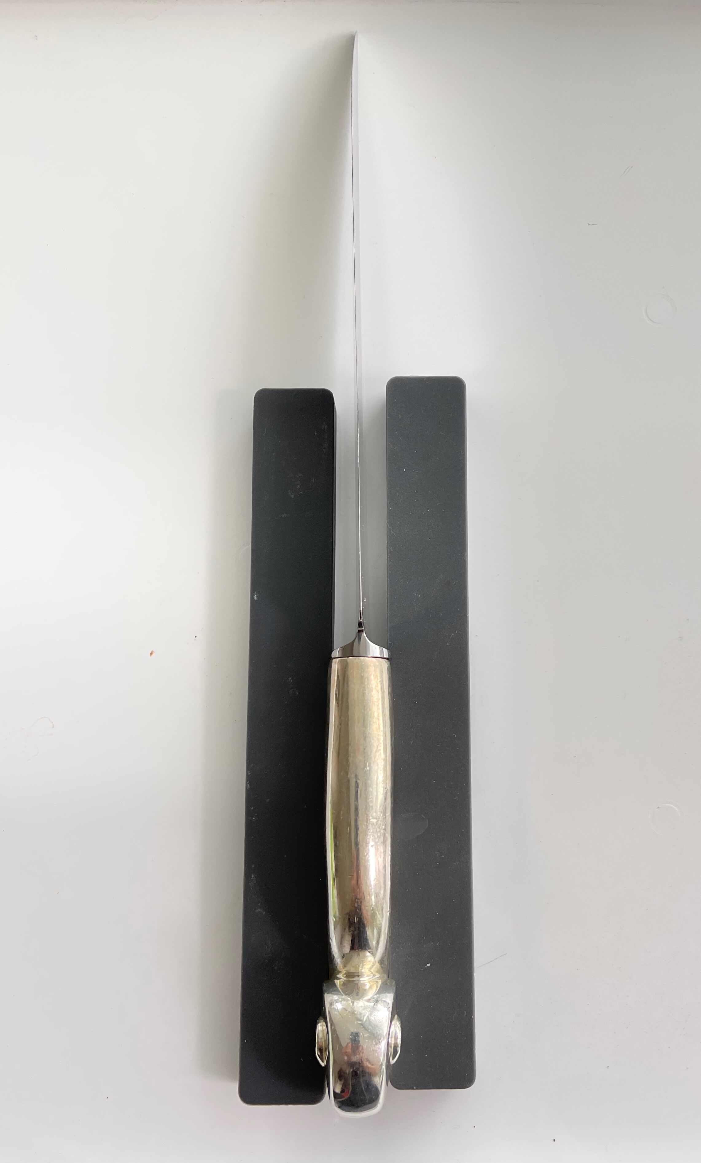 Arman 1928-2005 and Guy Degrenne service knife "Art of music"