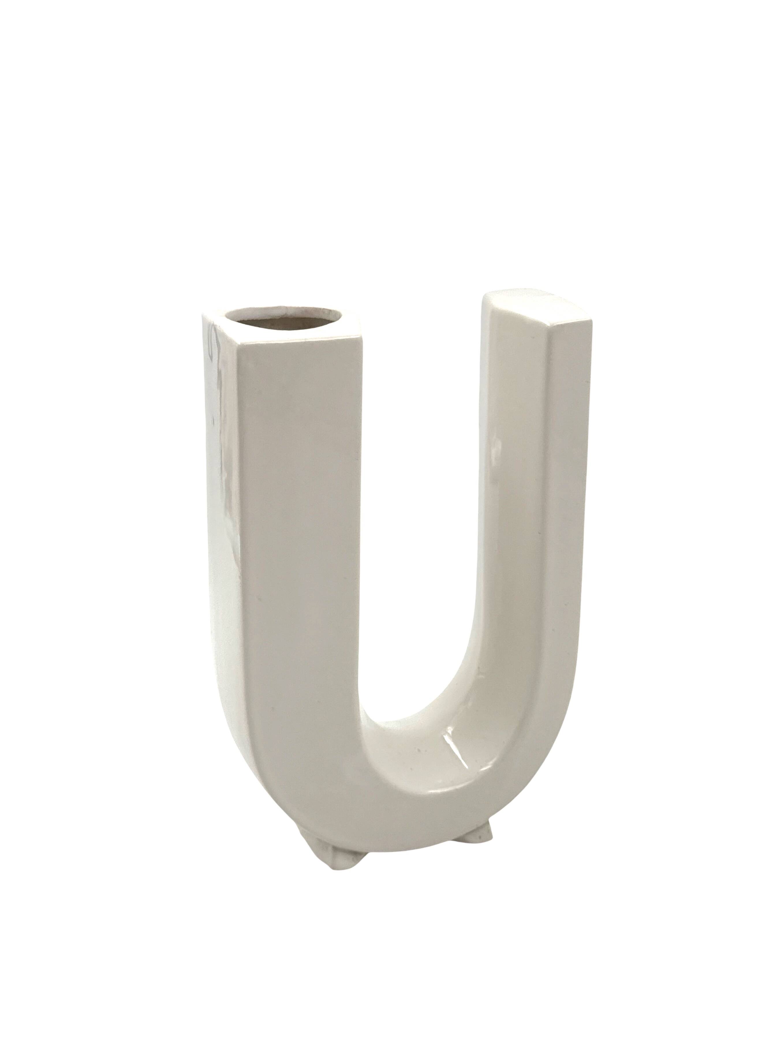 Space age U letter shaped solifleur vase, Marcel Radureau France 1970