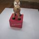 Chien Wakouwa en bois