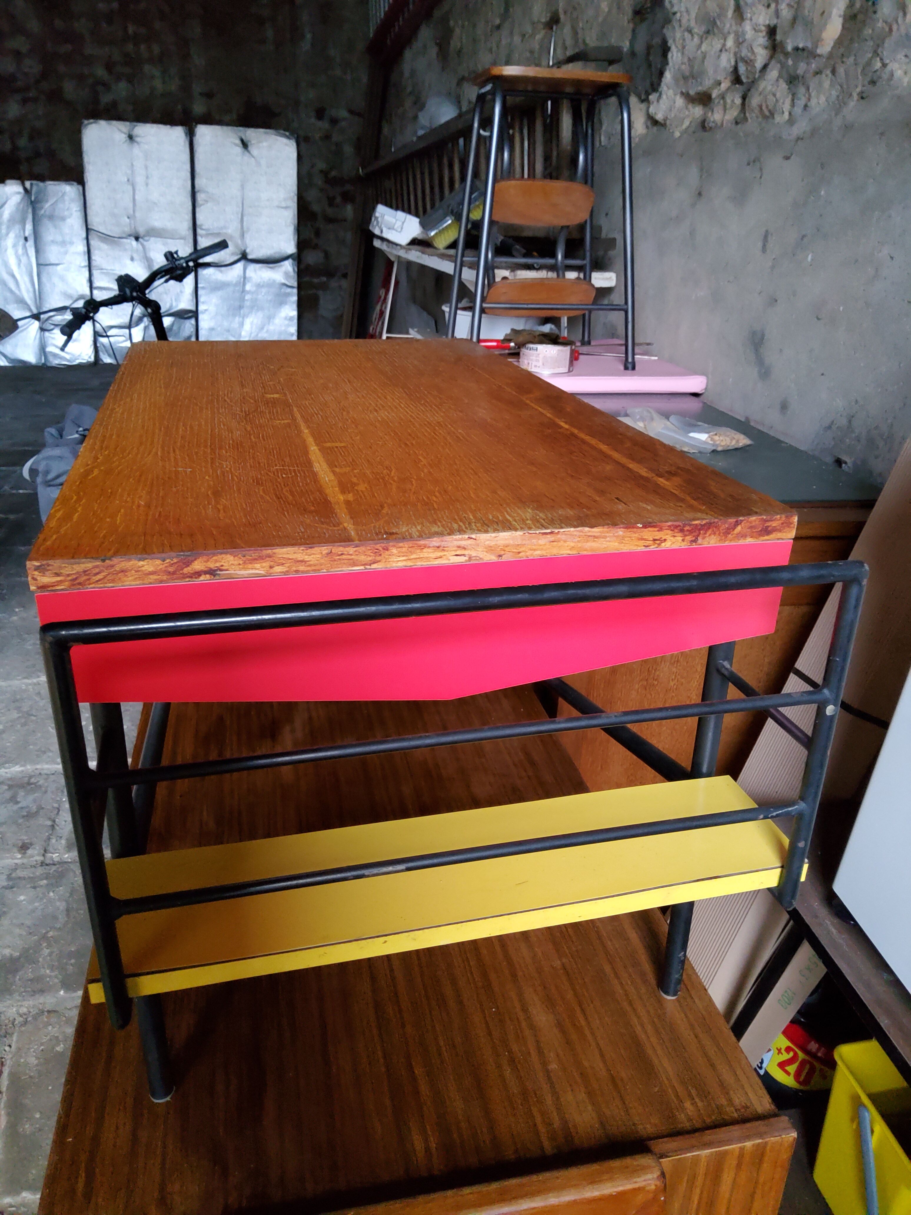 Vintage lounge coffee table