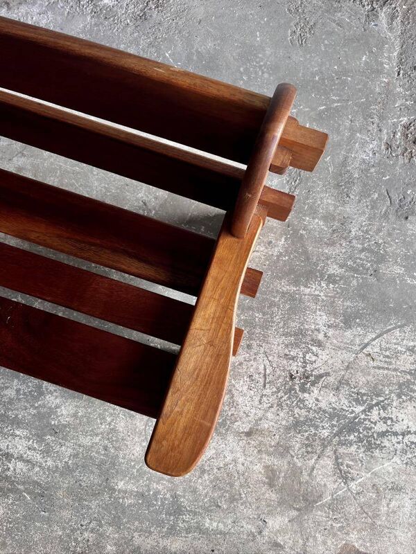 Banc 3 places brutaliste en bois massif brun foncé — siège sculptural du milieu du siècle (années 1960/70)