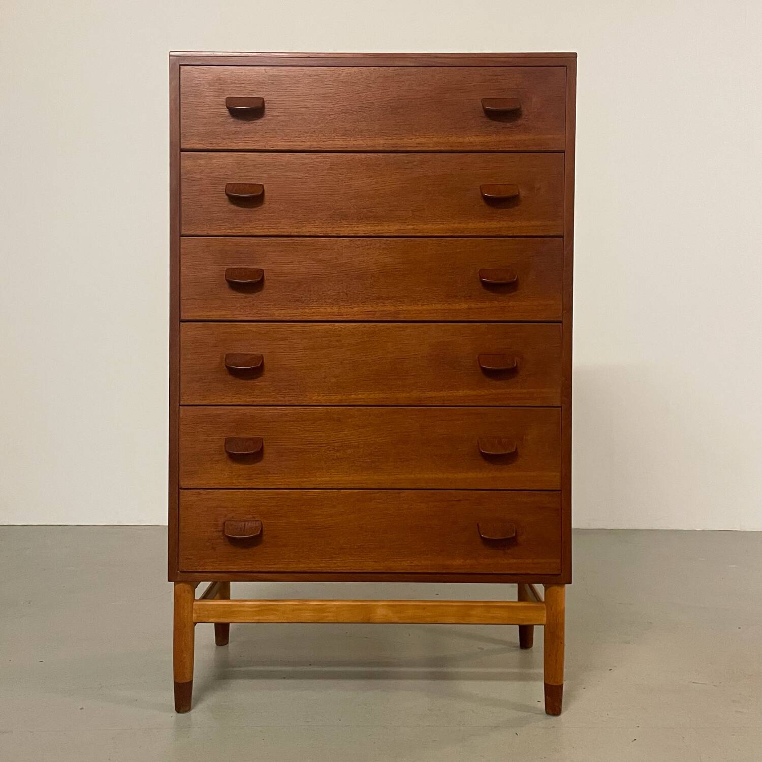 Mid-Century Teak chest of drawers by Poul Volther for FDB Mobelfabrik, 1960s