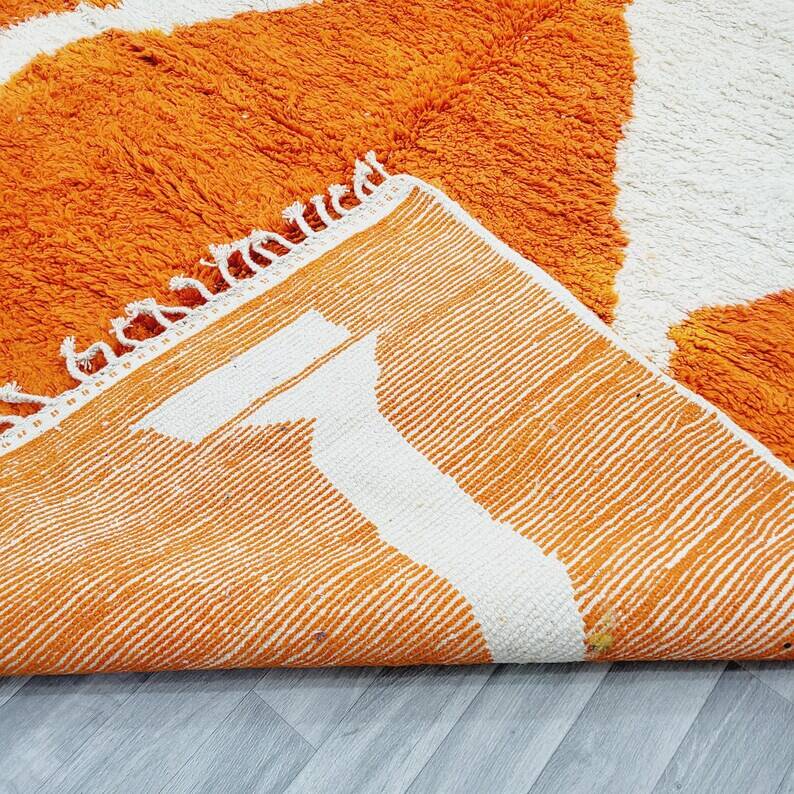 Beautiful handmade orange rug 200cm x 300cm