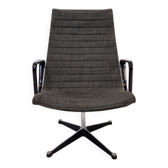 Model EA 116 Chair by Eames for Herman Miller, 1960's