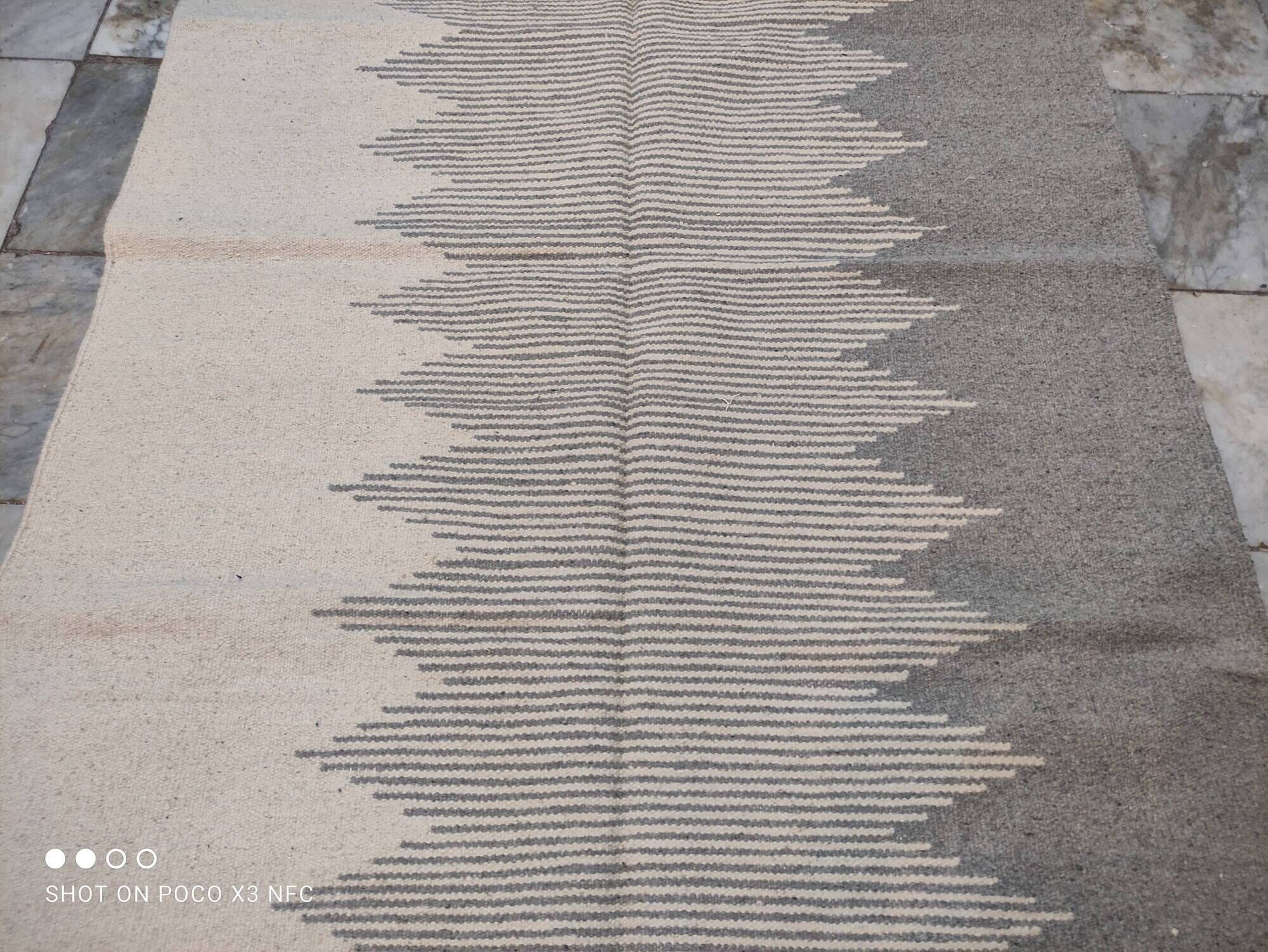 White and gray carpet, handmade Moroccan kilim carpet, blessed urchin striped carpet in pure wool